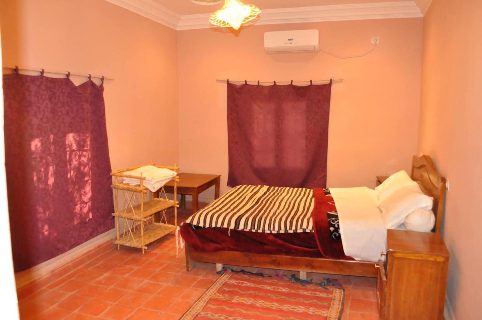 Gite D'Etape Tamaloute Bed & Breakfast Bou Drarar Dış mekan fotoğraf