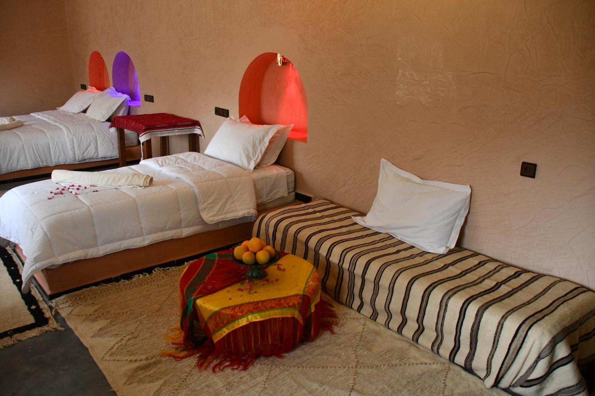 Gite D'Etape Tamaloute Bed & Breakfast Bou Drarar Dış mekan fotoğraf