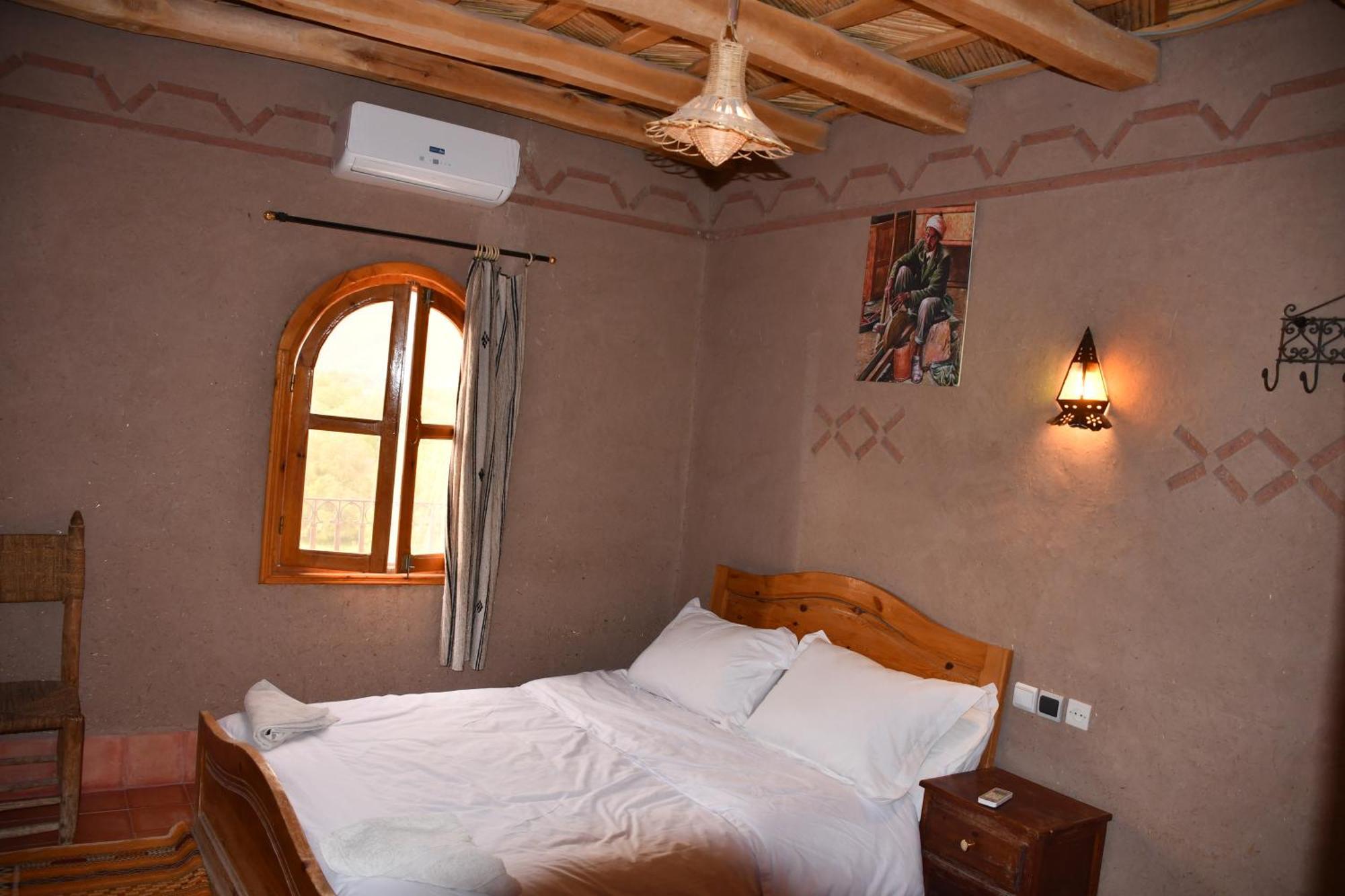 Gite D'Etape Tamaloute Bed & Breakfast Bou Drarar Dış mekan fotoğraf