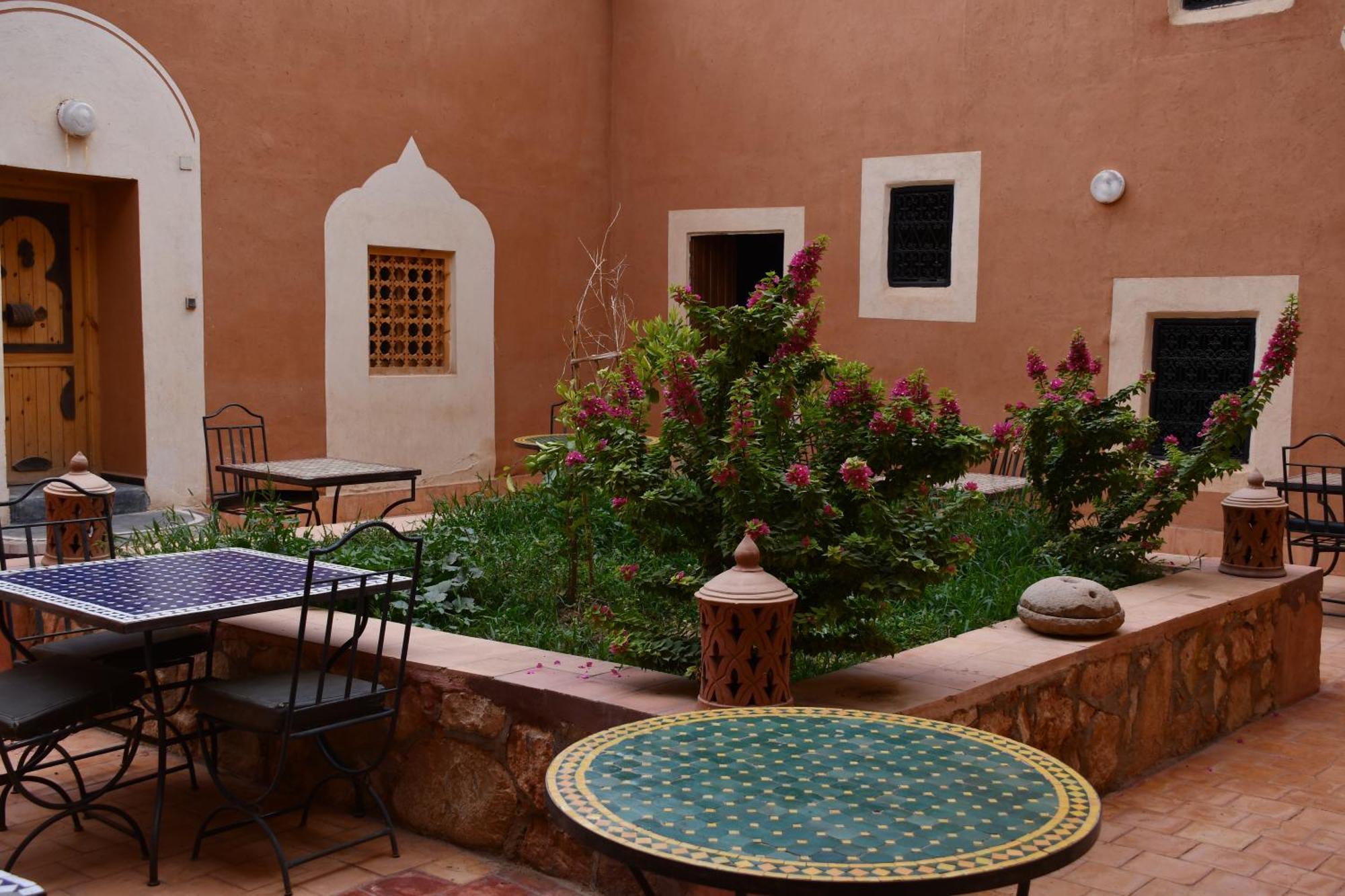 Gite D'Etape Tamaloute Bed & Breakfast Bou Drarar Dış mekan fotoğraf