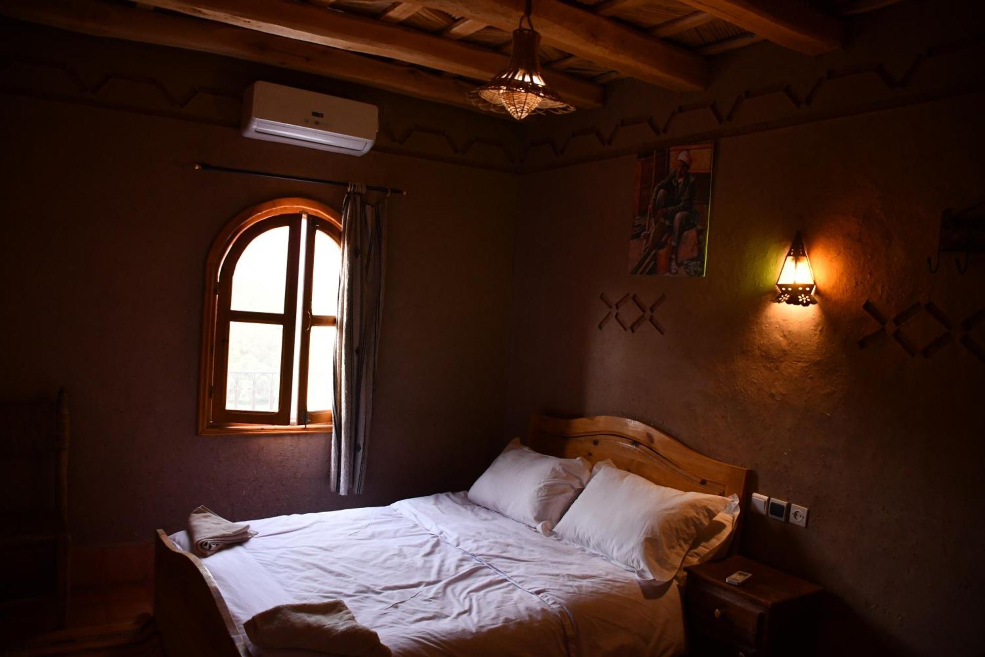 Gite D'Etape Tamaloute Bed & Breakfast Bou Drarar Dış mekan fotoğraf