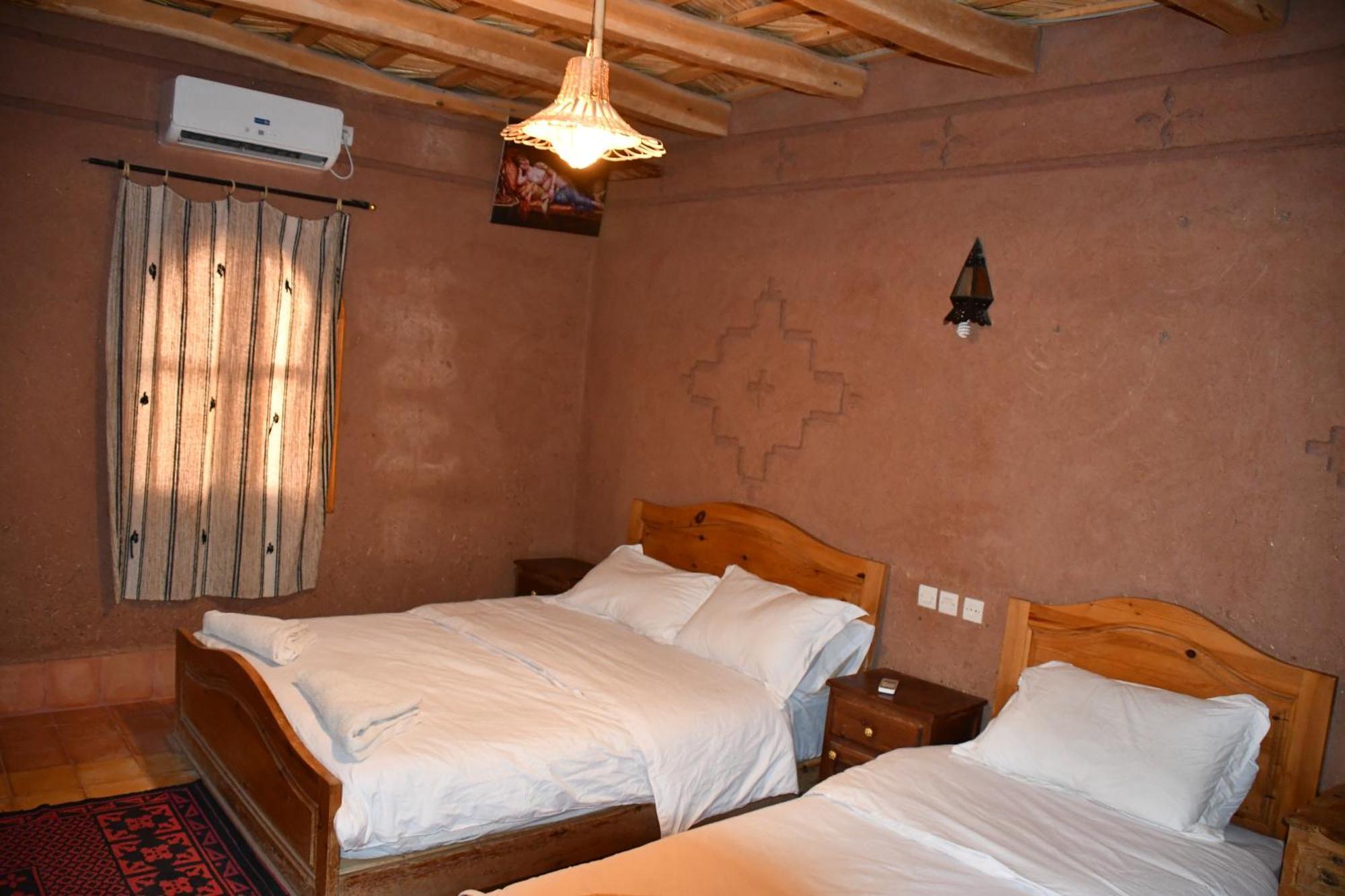 Gite D'Etape Tamaloute Bed & Breakfast Bou Drarar Dış mekan fotoğraf